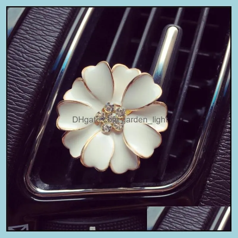 car perfume clip home essential oil diffuser for car outlet locket clips flower auto air freshener conditioning vent clip
