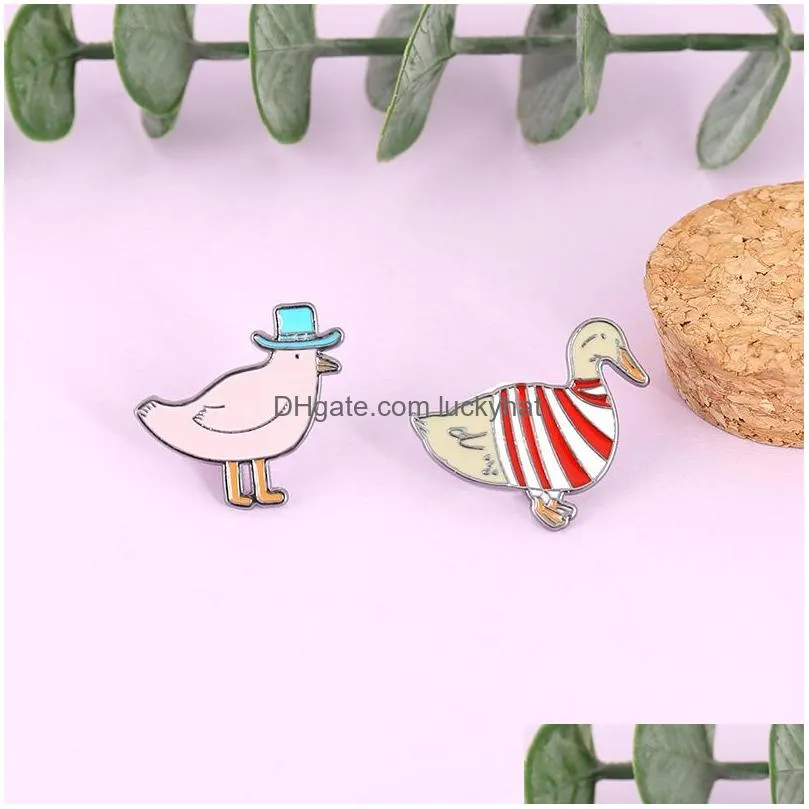 cute poultry cartoon animal duck dog chickens brooch pins funny zinc alloy enamel brooches for girls xmas gift badges bag shirt pin