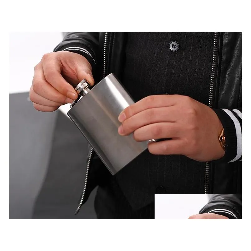 7 oz stainless steel hip flask sets jack flagon with funnel cups wine whisky hip flask portable flagon bottle gift box packing