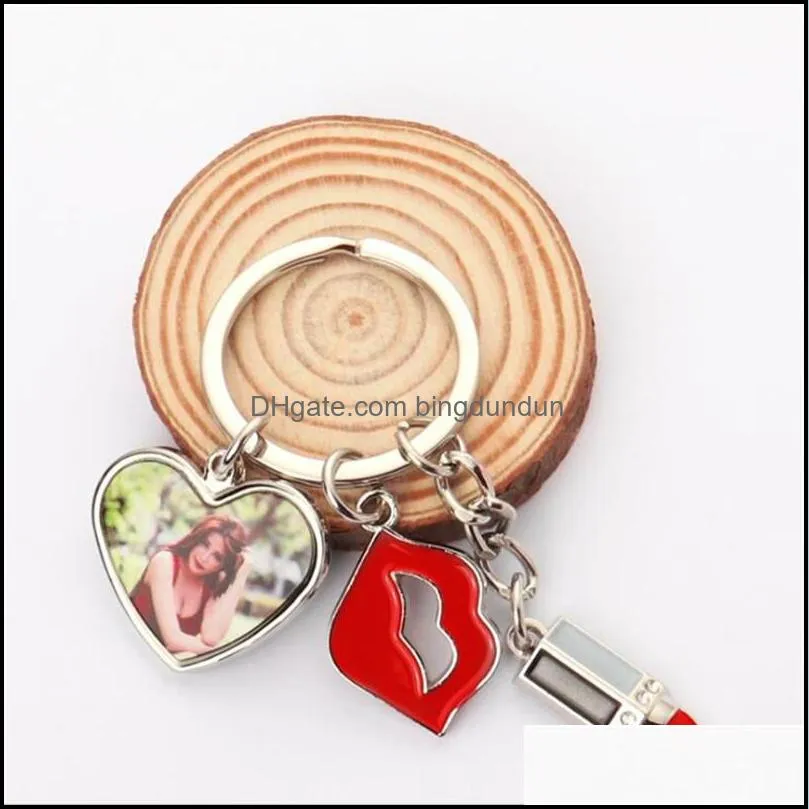 newpersonalized red lips favor metal keychain sublimation lipstick keyring with diamond cosmetic decoration mini pendant fesival