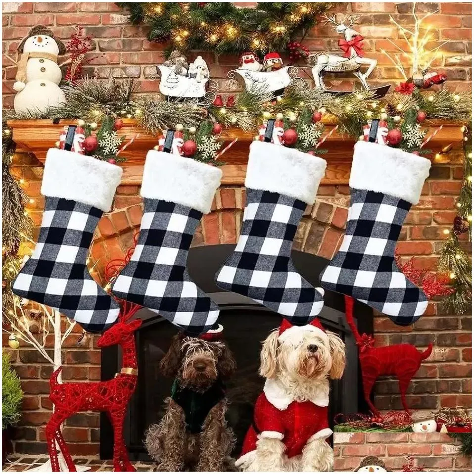 christmas home decoration new year gift xmas candy bag red black  plaid christmas stocking for kids