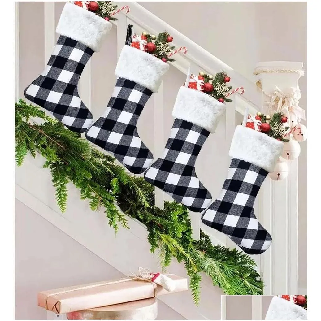 christmas home decoration new year gift xmas candy bag red black  plaid christmas stocking for kids