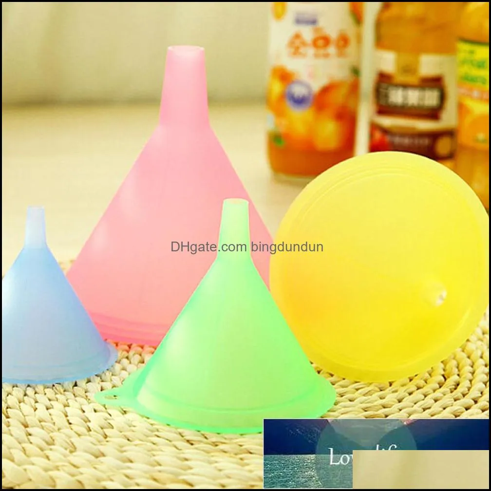 5 pcs/set 5 size candy color liquid oil funnel liquid transfer antifouling durable kitchen lab supplies