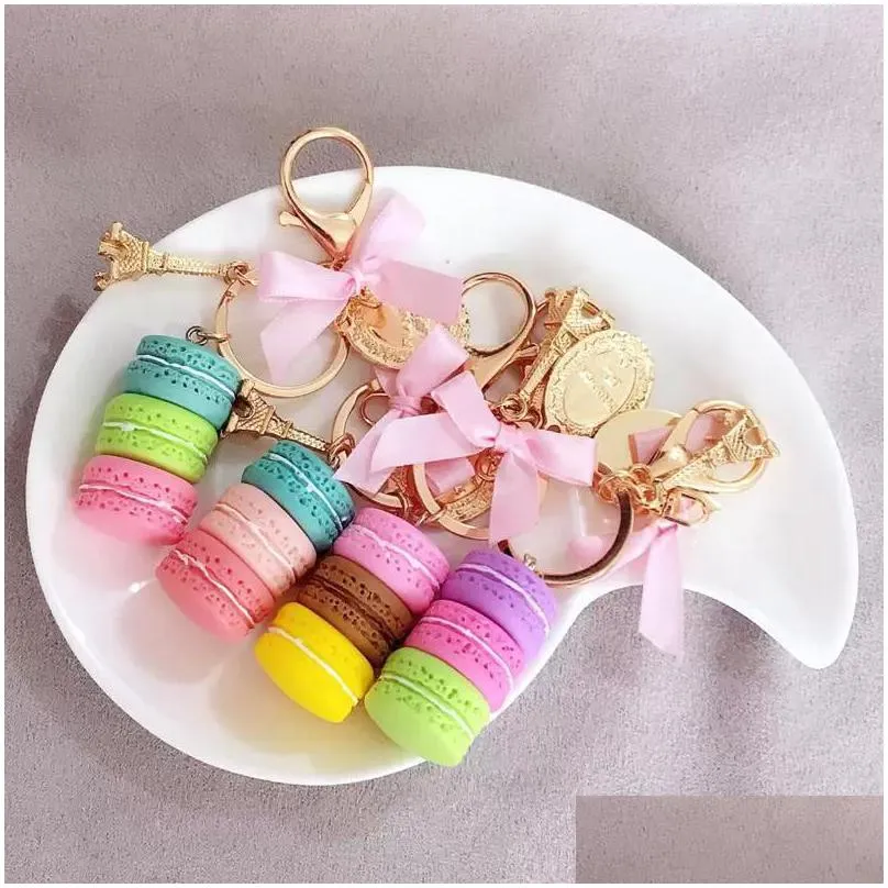 ups resin macaron cake key chain party favor metal effiel tower bag pendant charm key ring wedding supplies keychain favors