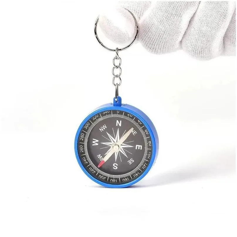 camping plastic compass party favor hiking navigation premium outdoor sports hiking pointer pointing guider keychain 