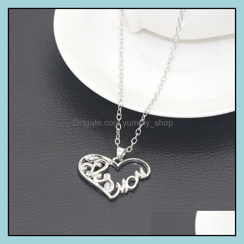 chain necklace wholesale mothers day gift heart pendant necklace mom word necklace romantic birthday novel jewelry pendants