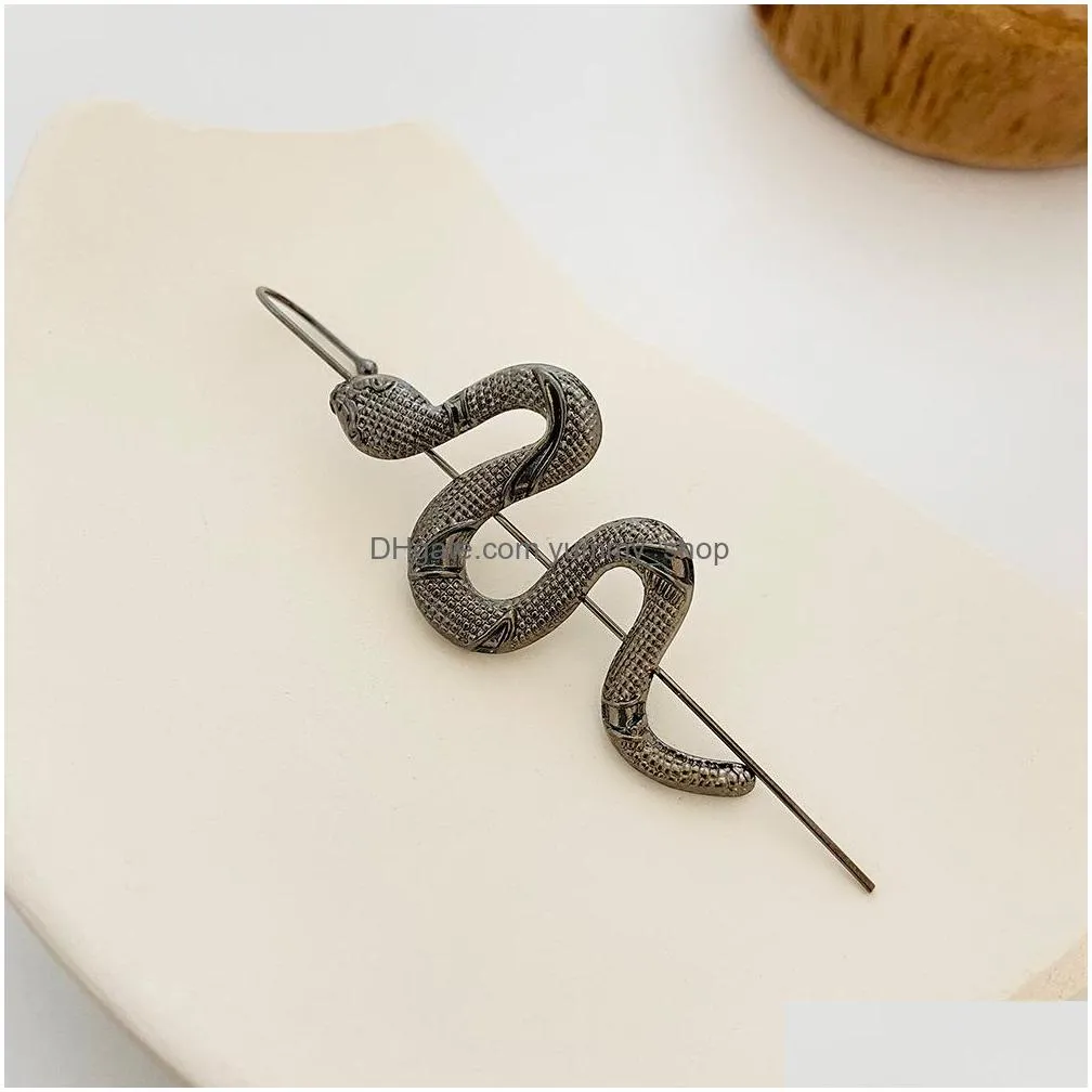 fashion jewelry single piece no hole ear clip earhook retro punk snake ears hang personality earrings