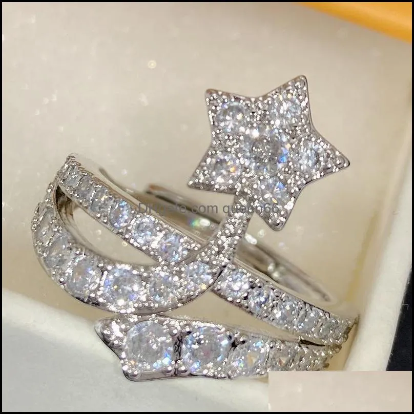 luxurious and beautiful trend light luxury fivepointed star shining full diamond comet overlapping open ring ceremony party engagement