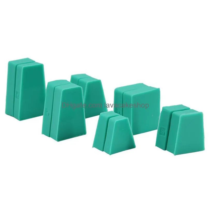 12pcs/set 3d silicone chess cake moulds mold for chocolates pastries ice cream baking tools creative green dessert fondant mould