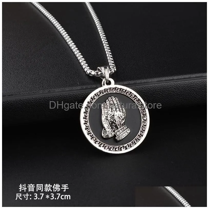 pendant necklaces 2022 bergamot titanium steel mens necklace hiphop korean style domineering personalized clothing accessories