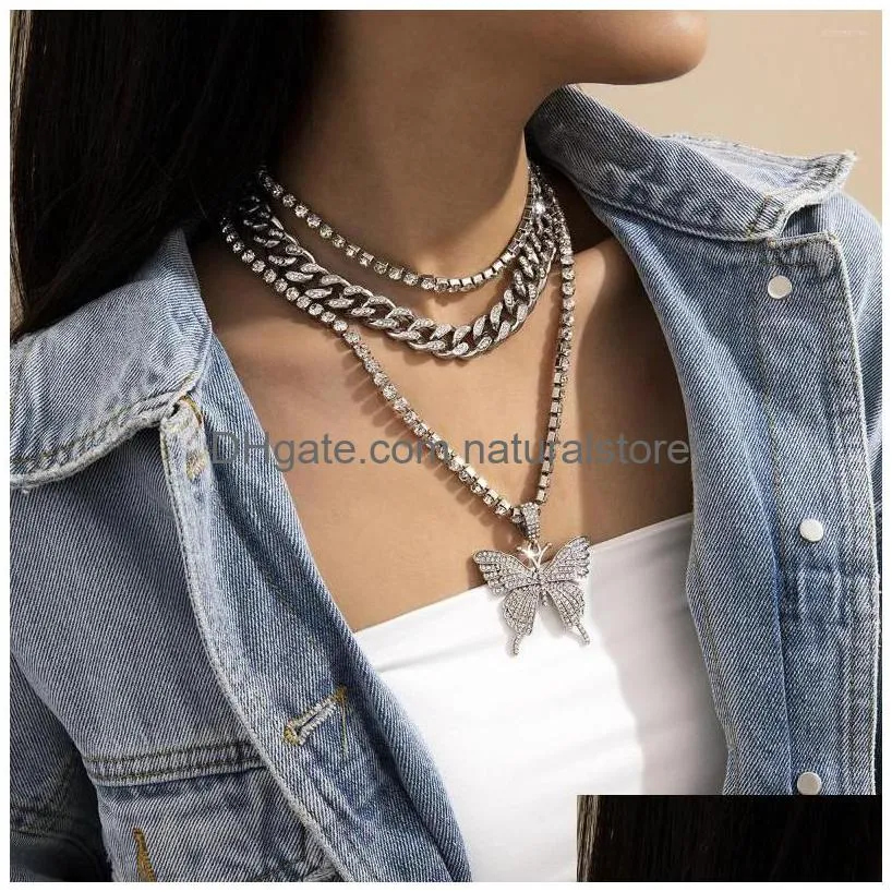pendant necklaces 2022 womens personality claw chain cuban buckle clavicle set necklace retro diamondstudded butterfly combination