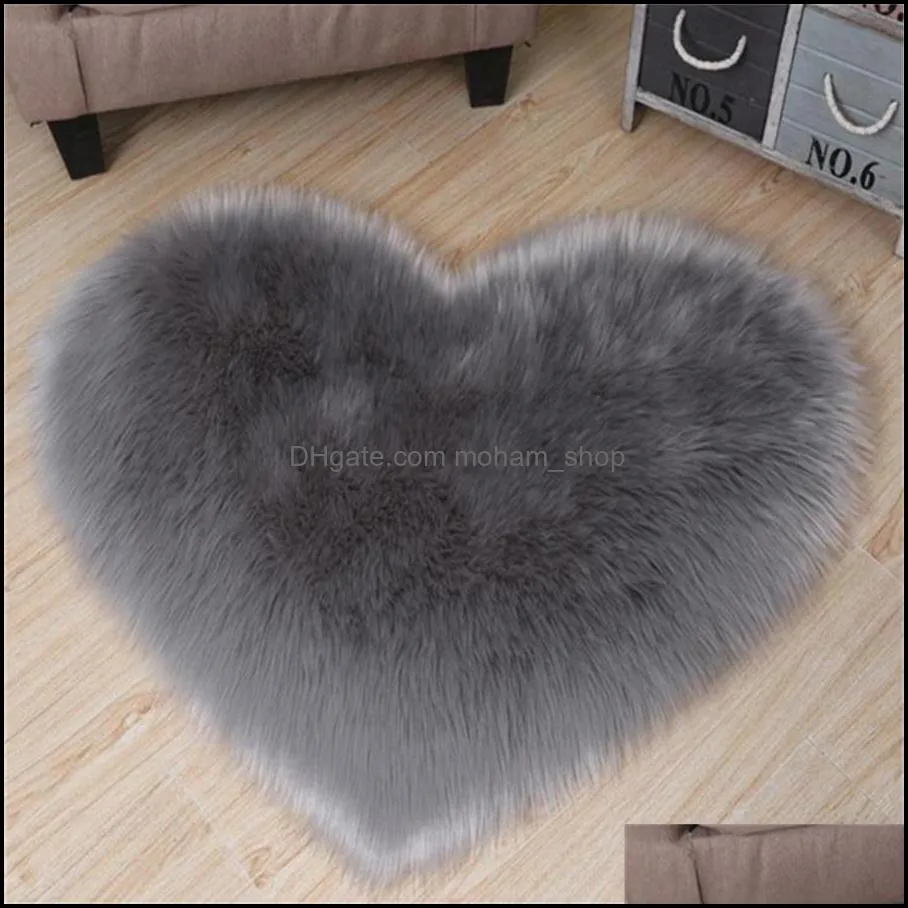 imitation sheepskin modeling heart carpet living room bedroom plush rug cute heartshaped footcloth wedding decoration