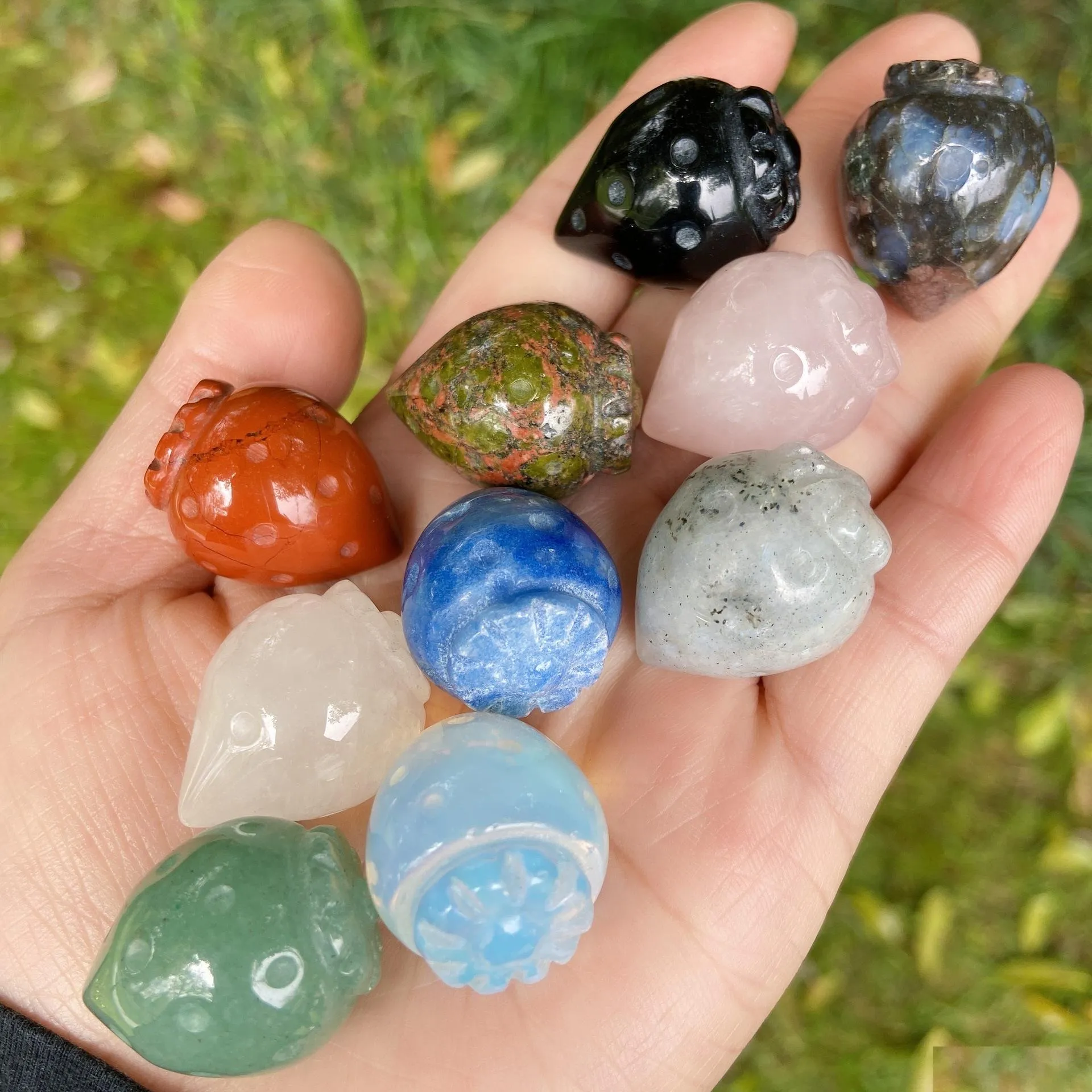 natural crystal stone ornaments carved strawberry craft chakra reiki healing quartz mineral tumbled gemstones hand home decor crafts