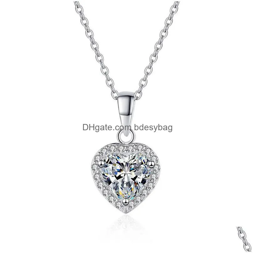 pendant necklaces trendy 925 silver 1ct d color heart moissanite necklace for women plated platinum lab diamond pass