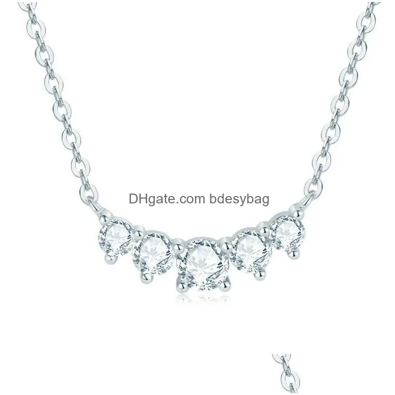 pendant necklaces trendy 925 sterling silver 0.58ct d color vvs1 moissanite smile necklace for women plated white gold diamond giftpendant