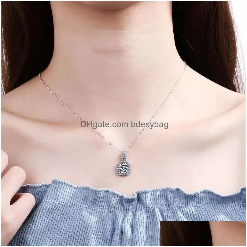 other trendy 925 silver 0.52ct d color vvs1 moissanite necklace for women jewelry plated platinum diamond test pass birthday