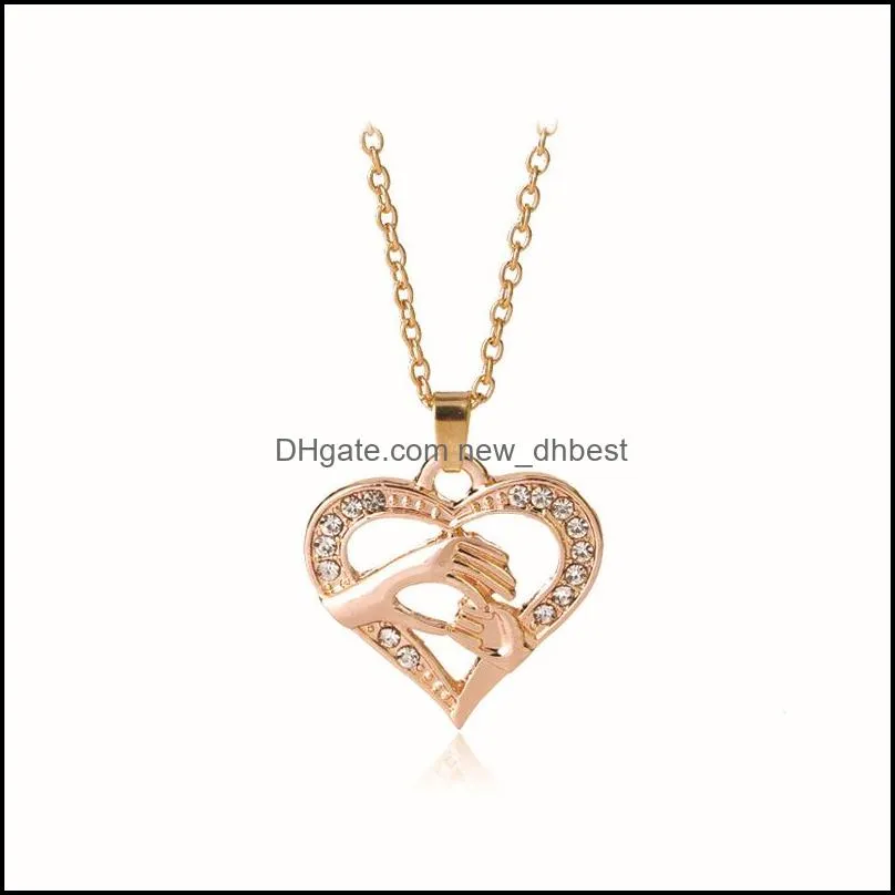 fashion hand in hand mom necklaces crystal love heart shape pendant gold silver chains for women mothers day jewelry gift