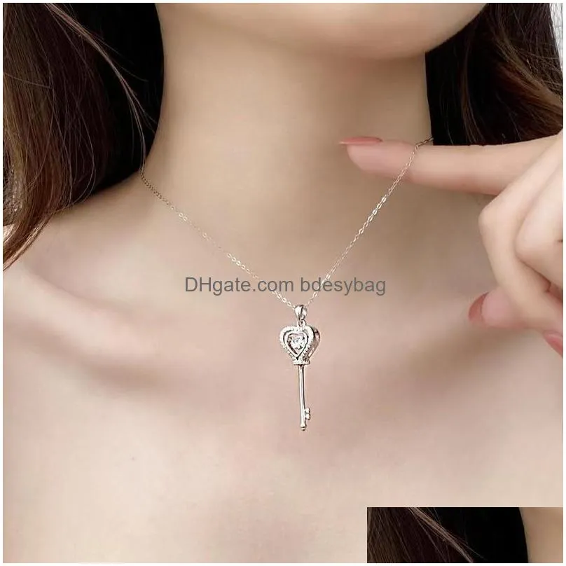 other trendy real 0.5ct d color moissanite key necklace women jewelry s925 silver plated gold heart pendant wedding giftother