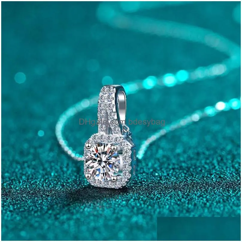 other trendy 925 silver 0.52ct d color vvs1 moissanite necklace for women jewelry plated platinum diamond test pass birthday