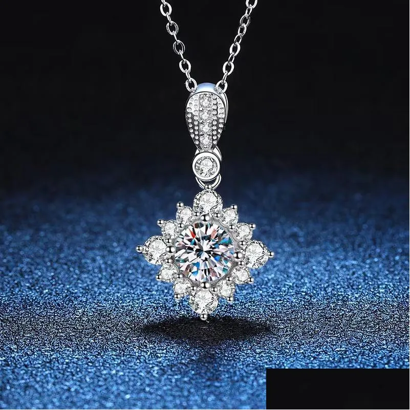 pendant necklaces trendy s925 silver 1ct d color moissanite geometric square necklace for women plated platinum charm pass