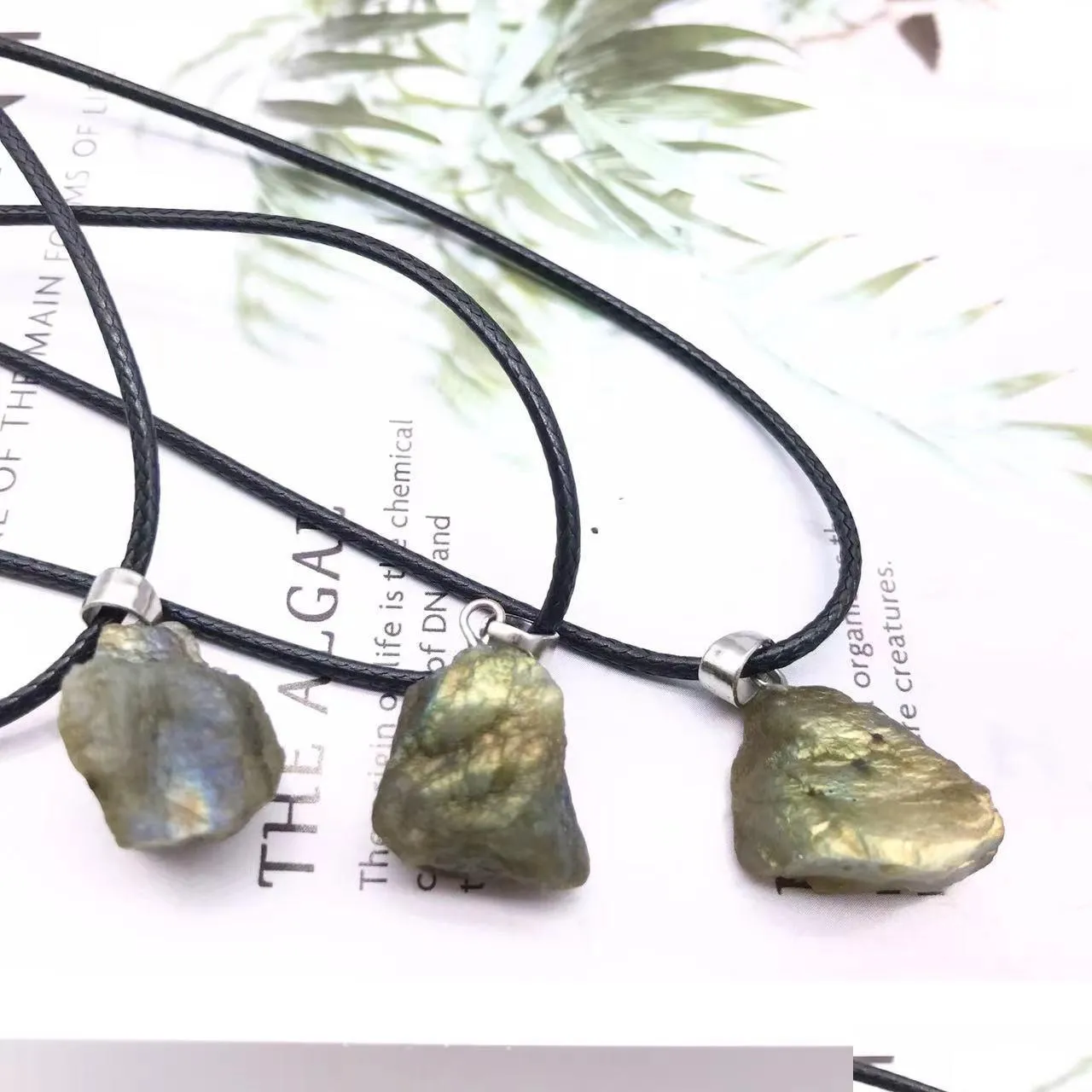 natural irregular rough raw labradorite stone necklaces healing crystal gemstone pendant necklace women jewelry