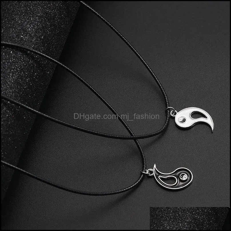  couple black white splice gossip pendant necklace for women men yin and yang poles necklace fashion jewelry christamas gift saley