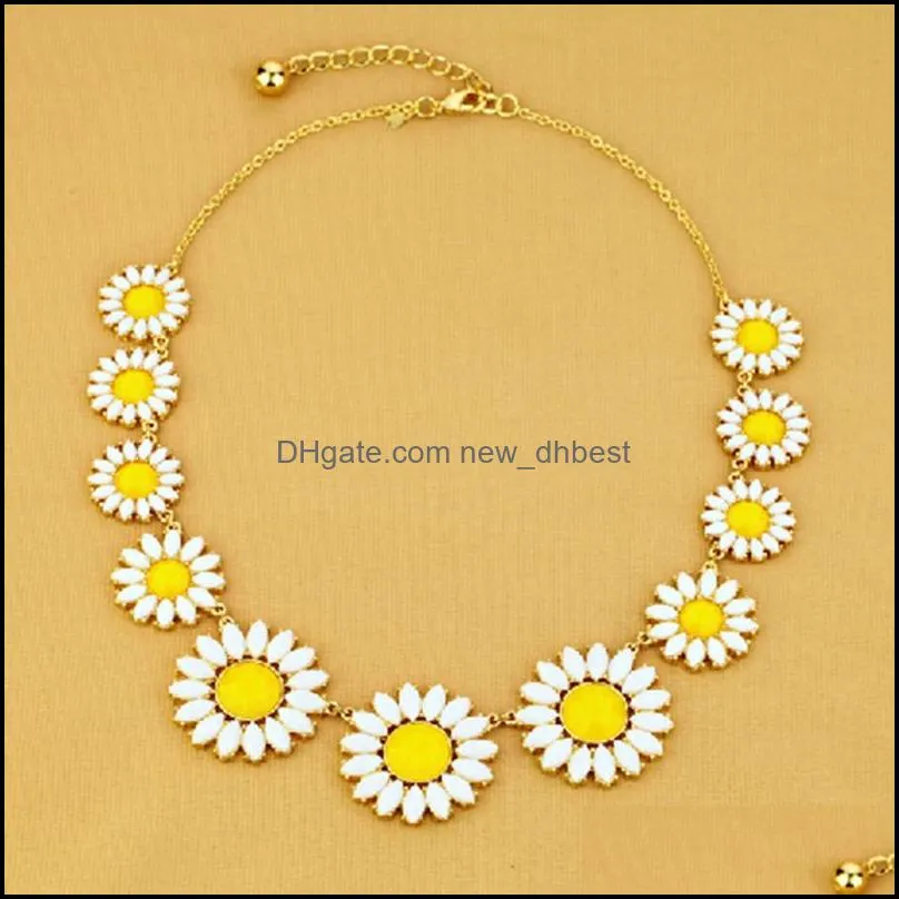  fashion candy color flower chokers necklaces women beautiful daisy acrylic short necklaces pendants friend birthday gifts