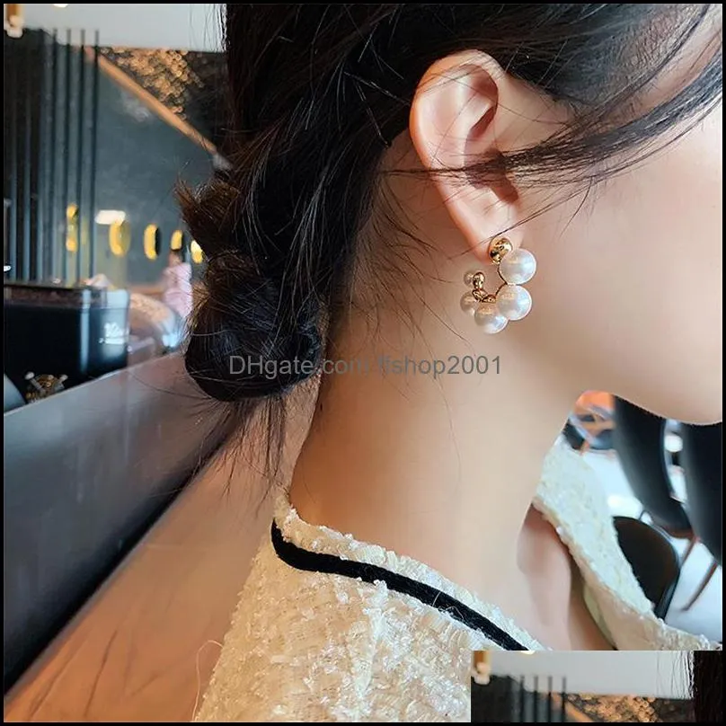 hoop huggie elegant celebrity metal inlaid pearl earrings for woman fashion jewelry wedding party girls 3435 q2