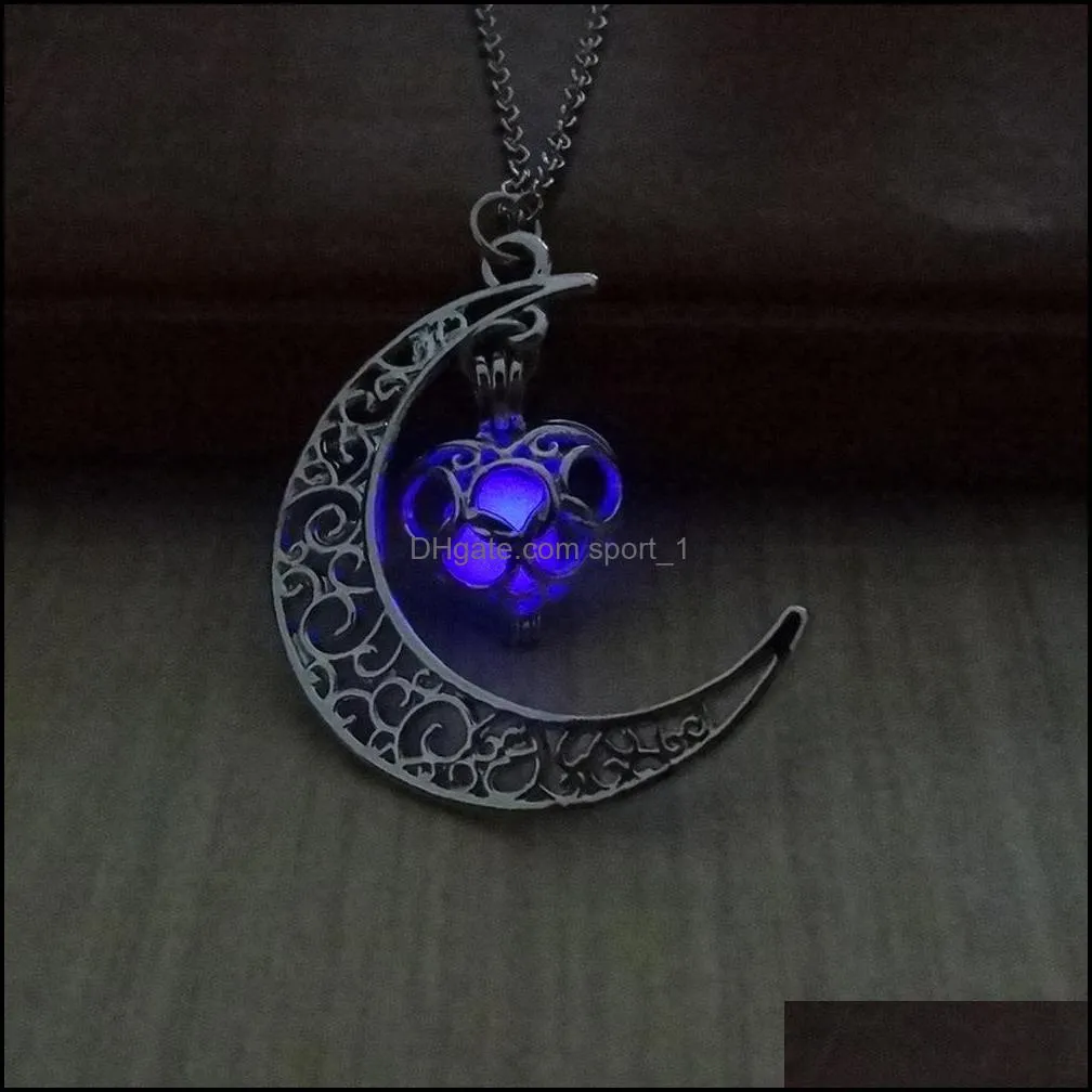  glow in the dark heart moon necklaces for women men hollow crescent shape luminous beads pendant chains fashion jewelry