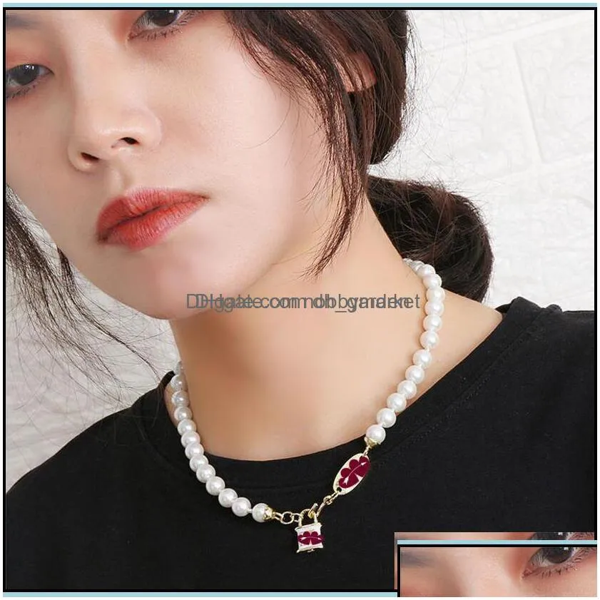 pendant necklaces pendants jewelry 2021 european and american niche lock necklace female big brand high texture pearl clavicle chain