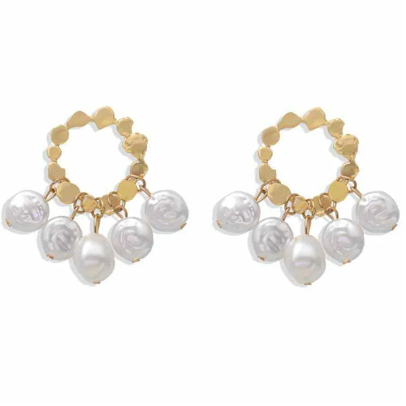 2020 pearl fashion big circle female earrings exaggerated metal pearl hiphop fashion street style ladies earrings