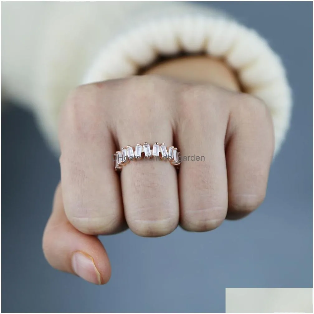 rose gold color finger ring with baguette cz paved engagement band ring jewelry for lady women wholesale jewelry drop ship