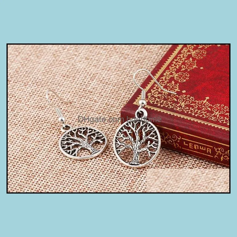 2016 retro personality earrings hollow peace tree and fatimas hand stud earrings fashion jewelry for women wild eardrop