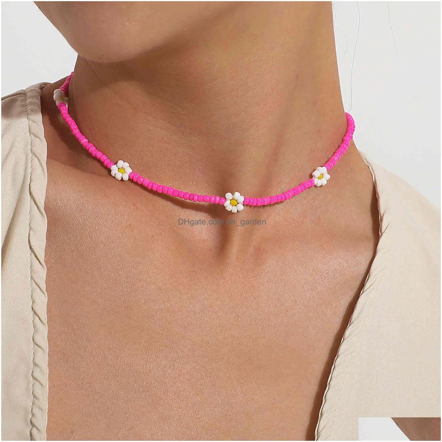 2020 korea lovely daisy flowers colorful beaded charm statement short choker necklace for women vacation jewelry a66