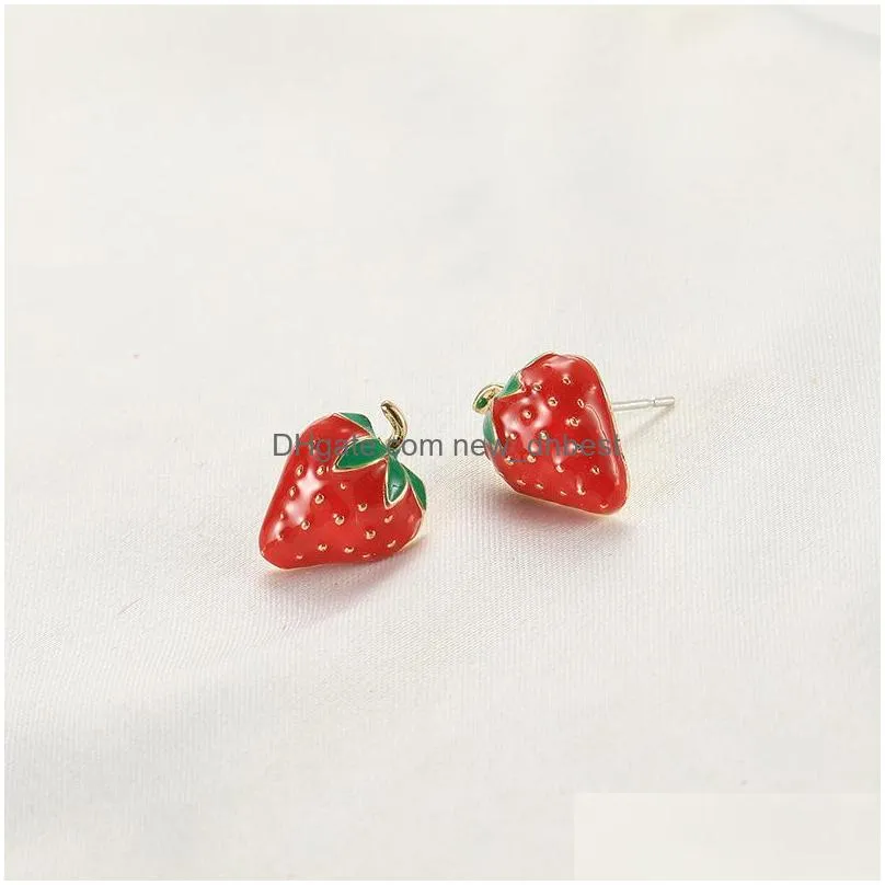 fashion jewelry s925 silver needle earrings cute compact senior red strawberry stud earrings