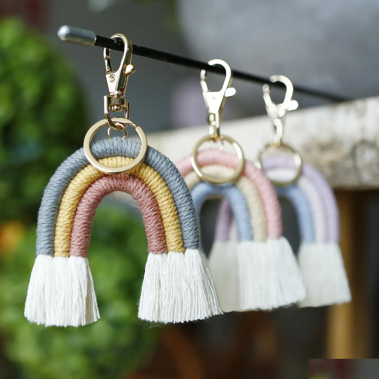 ups creative european and american handmade pendant bohemian tassel bag party favor pendant handwoven finished rainbow key chain