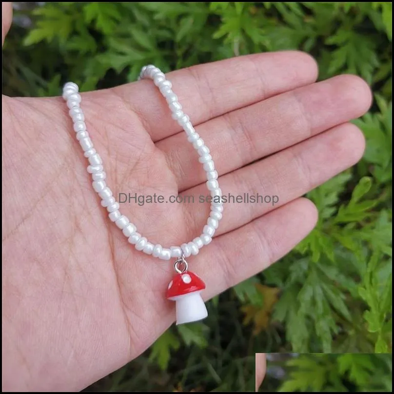 pendant necklaces handmade beaded chain mushroom necklace women stylish short choker wholesale jewelry 3402 q2