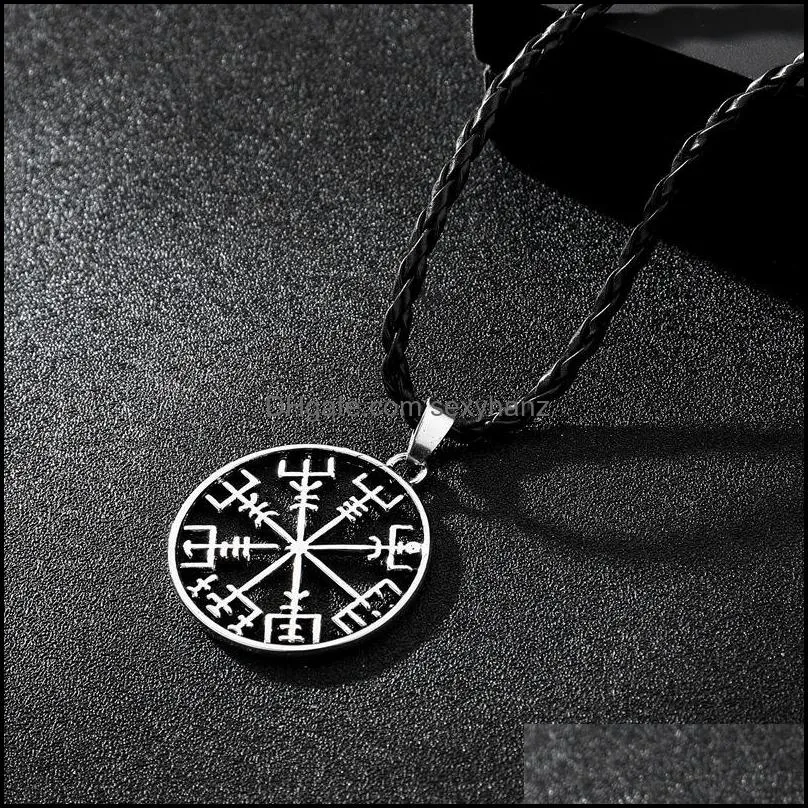 simple and creative round necklace mens personality neutral disc hollow pendant necklace