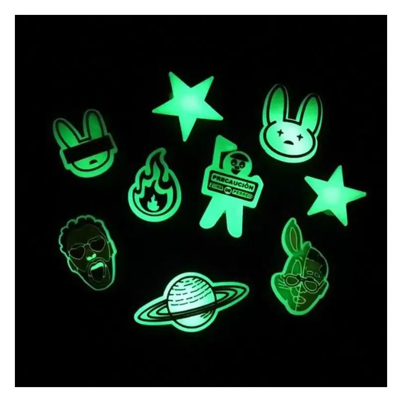 wholesale glow in the dark croc shoe charms luminous decoration buckle for clog shoes accessories gift