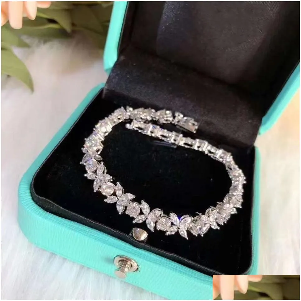 luxurys designers bracelets for women charm bracelet trendy fashion elegant string of beads party diamond jewelry gift wholesale birthday gifts good