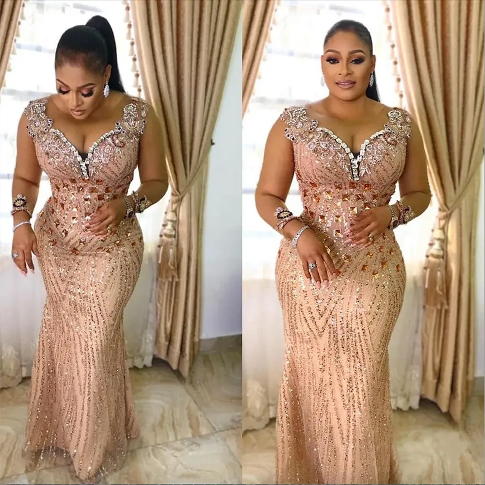 2023 Arabic Aso Ebi Champagne Mermaid Prom Dresses Beaded Crystals Sexy Evening Formal Party Second Reception Birthday Engagement Bridesmaid Gowns Dress Z166