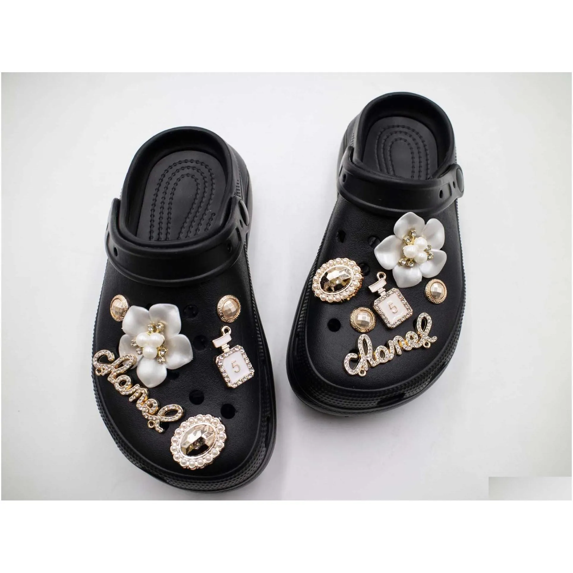 1set crystal crown metal charms designer accessories clog shoe button decoration lovely little bear charm for clog shoes