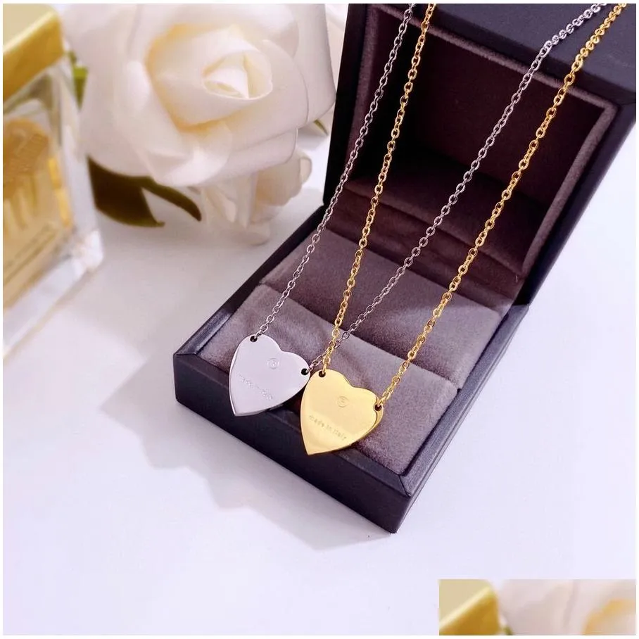 europe america fashion style lady 316l titanium steel engraved letter 18k plated gold necklaces with single heart pendant 3 color