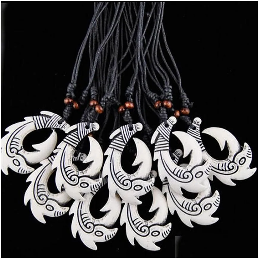 Fashion Whole 12PCS LOT Faux Yak Bone  Tribal Maori Hei Matau Fish Hook pendants Surfer Necklace Choker Gift MN518225I