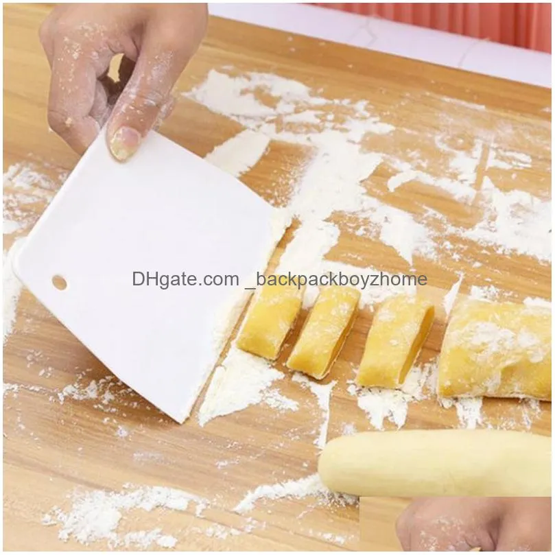 hot sale cream smooth cake spatula baking pastry tools dough scraper kitchen butter knife dough cutter 13*9cm