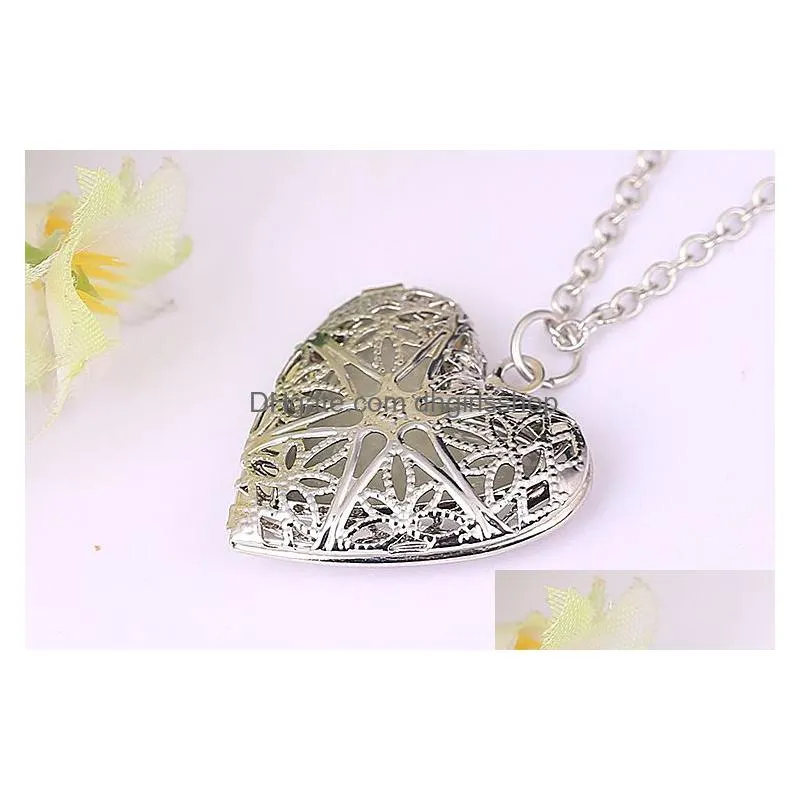 glow in the dark necklace opening heart aromatherapy essentials oil diffuser floating lockets charms necklaces for women fashion