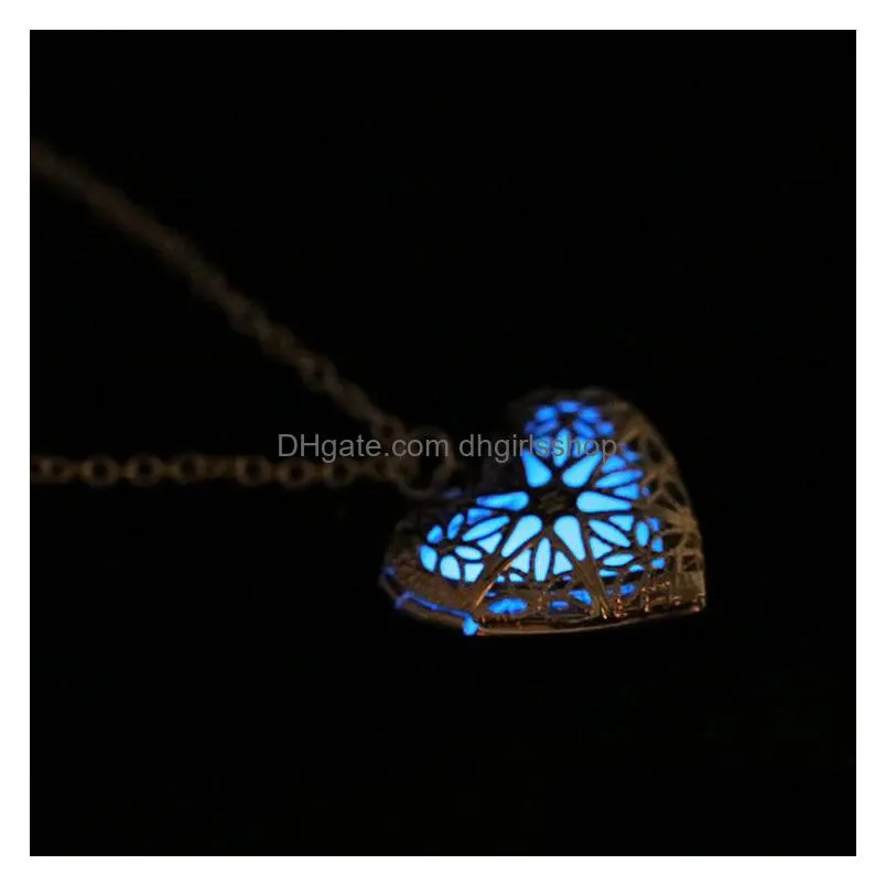 glow in the dark necklace opening heart aromatherapy essentials oil diffuser floating lockets charms necklaces for women fashion