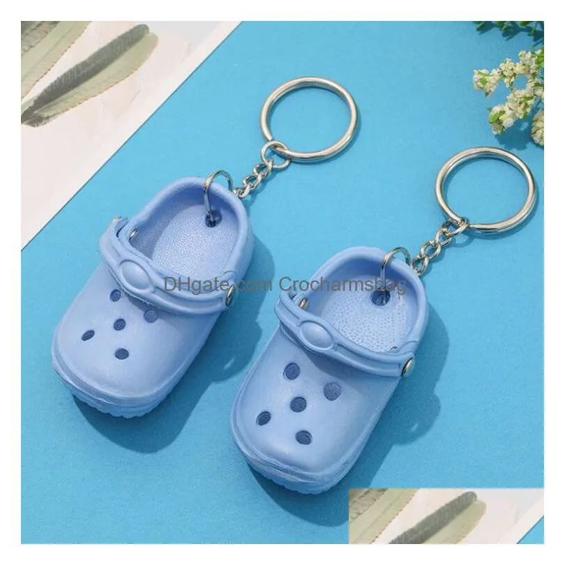 New arrived mini hole garden shoe keychains cute cartoon clog sandal key chain fashion accessories summer decoration gift