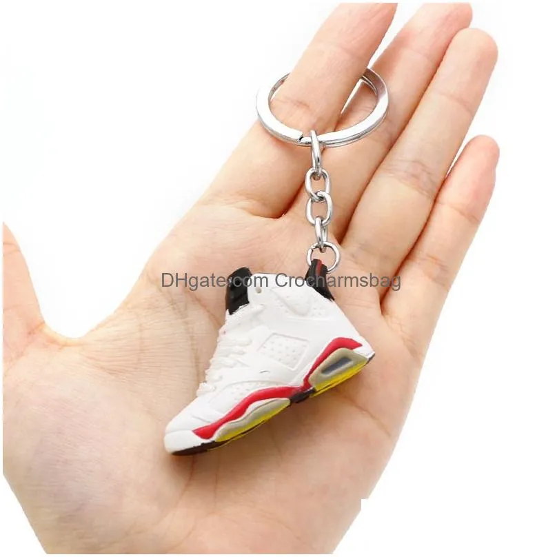 Creative Designer 3D Sports Sneaker Shoes Keychains Men Women Mini Cute Basketball Key Chain Car Keyring Bag Pendant Gift Multi