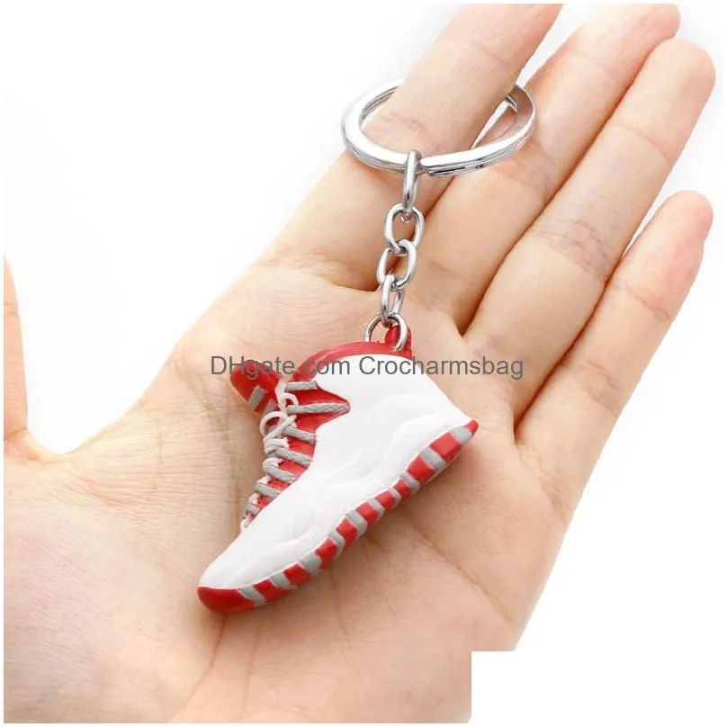 Creative Designer 3D Sports Sneaker Shoes Keychains Men Women Mini Cute Basketball Key Chain Car Keyring Bag Pendant Gift Multi